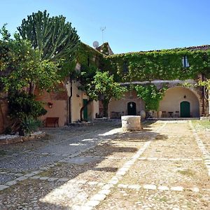 Baglio Siciliamo Country House